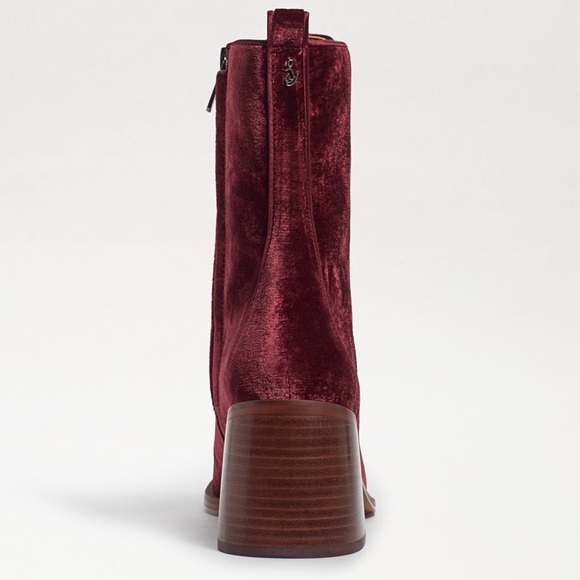 Sam Edelman
Westie 2 Lace-Up Velvet Square Toe Booties - Picture 4 of 12